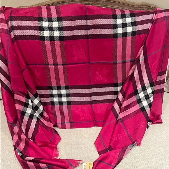 Burberry Fuchsia and Black Plaid Scarf - Picture 5 of 8